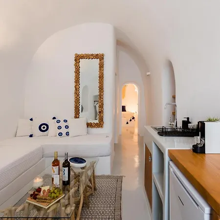 Volcave Suites Akrotiri 아파트 *