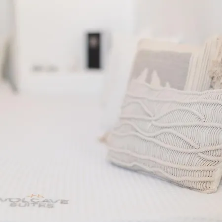 Volcave Suites Akrotiri Apartment